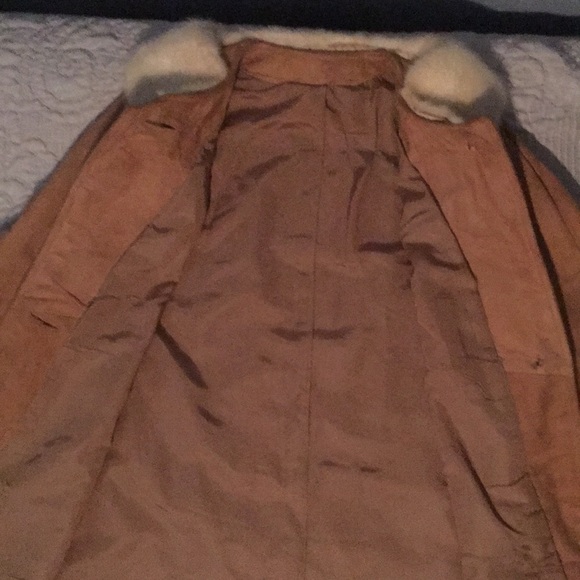 Vintage leather and fur coat - Picture 3 of 8